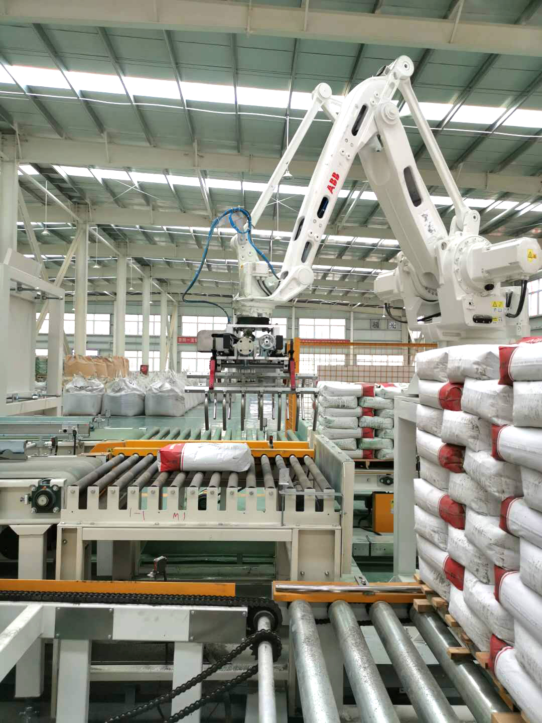 ?大廣金剛砂地坪材料  新鄉自動(dòng)化工廠(chǎng)！